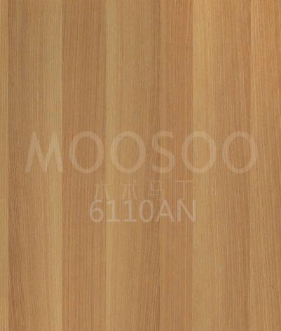 Stahlbürste Naturlackierte Furnierplatte