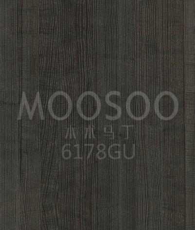 Premium-Möbelpaneele aus weißer Esche