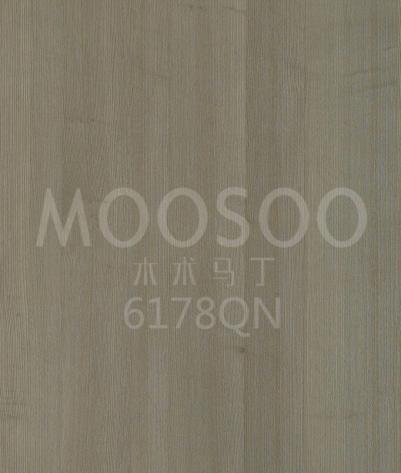 Drahtgebürstete Weißesche-Paneele