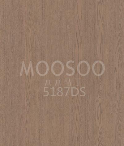 Rustikale Wandtafel aus weißem Ulmenholz