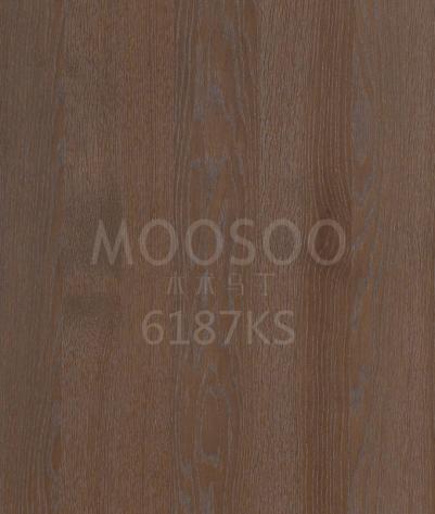 Drahtgebürstete Wandverkleidungsplatten aus Eiche weiß