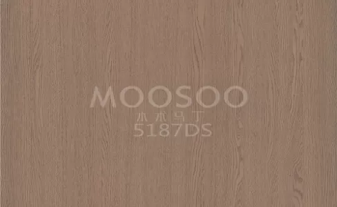 Rustikale Wandpaneele aus weißem Ulmenholz: Zeitlose Eleganz trifft moderne Funktionalität